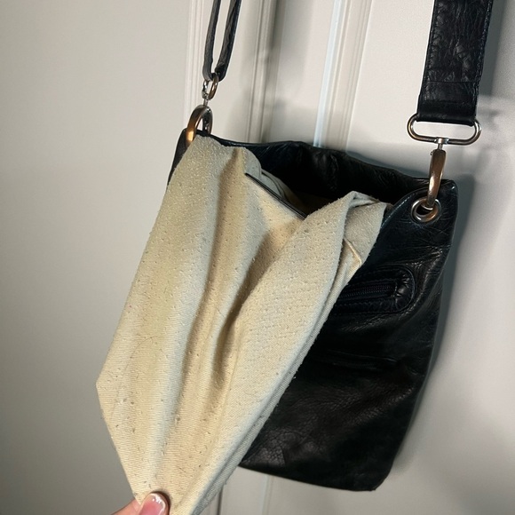 Margot Black Leather Multi Zip Crossbody Purse - Picture 6 of 8